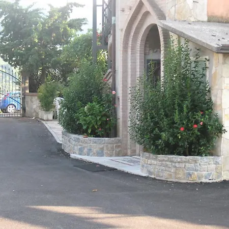 Parco Sogni D'oro Aparthotel Montella