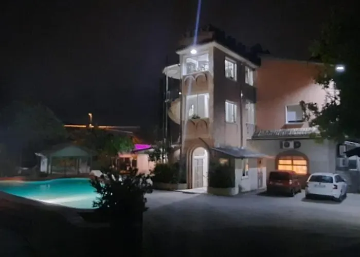 アパートホテル Parco Sogni D'oro 3*